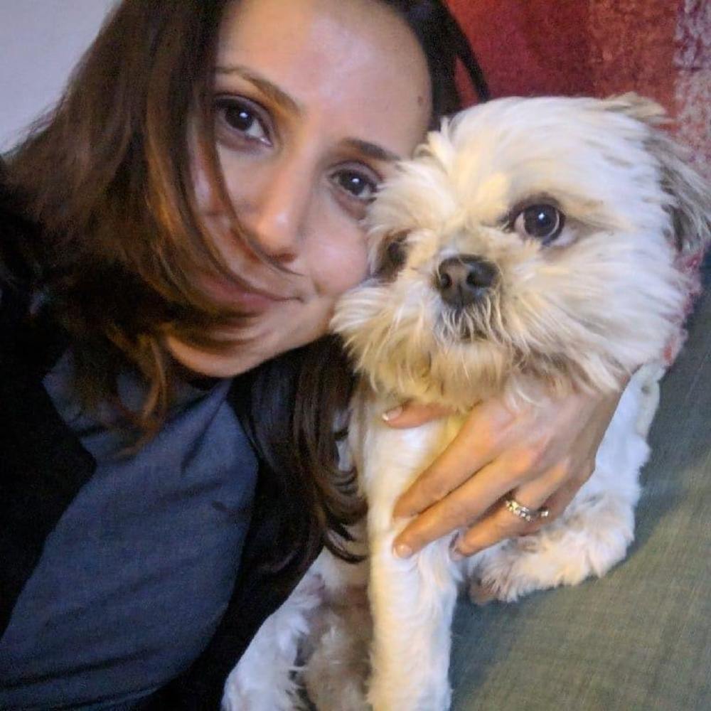 Meet your Posher, Leila